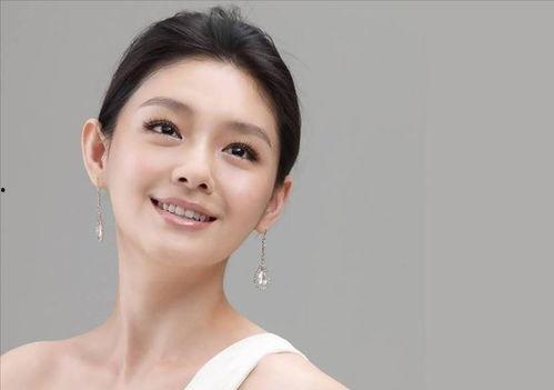 小乔吃瓜娱乐大s,揭秘大S的幕后故事